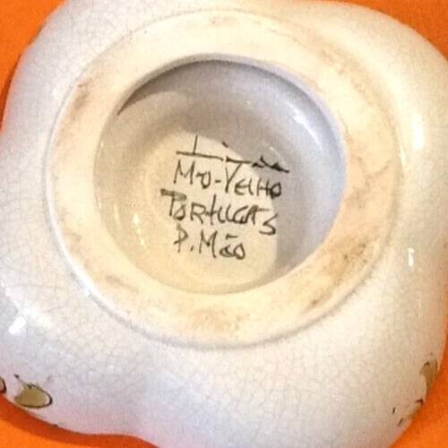 Ceramic ashtray / pocket emptier