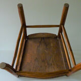 Chaise de nourrice ancienne en bois