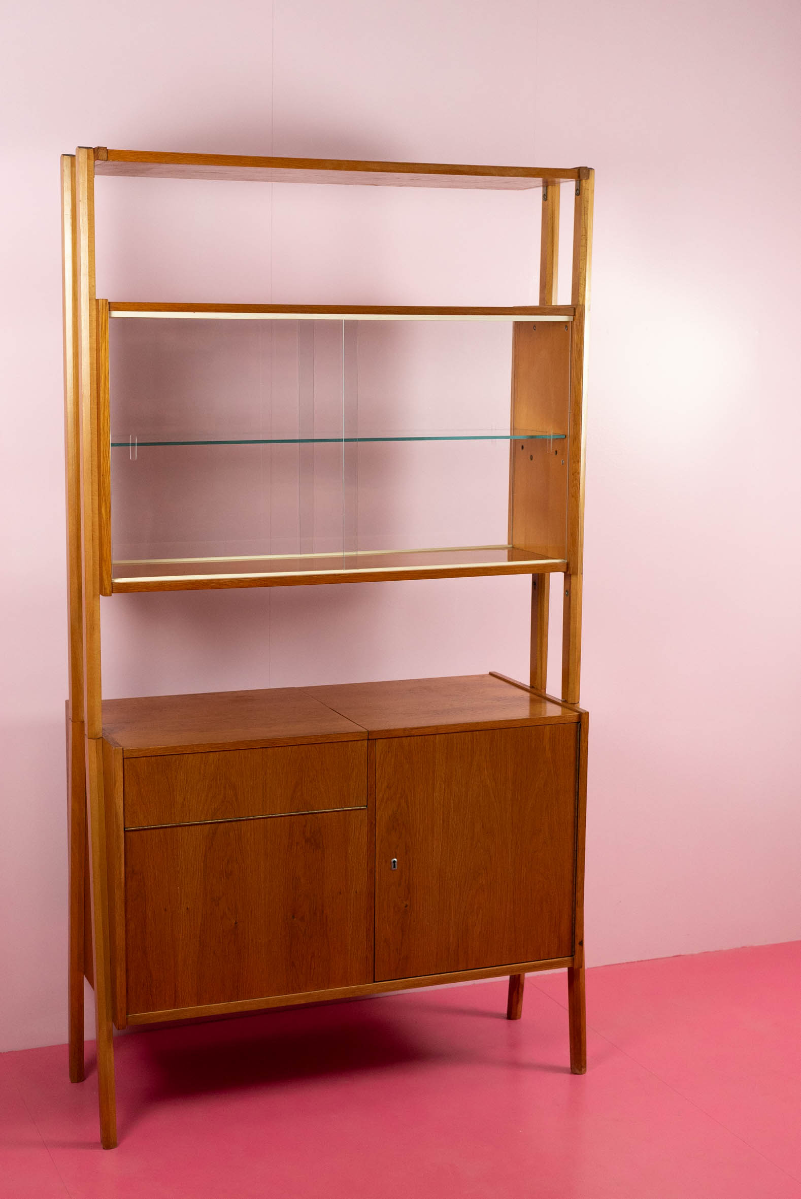 Vintage Mid Century room divider door 'Jirak' voor 'Tatra'