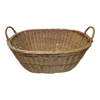 Large vintage wicker basket