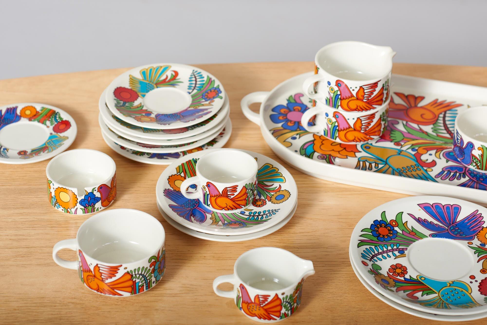 Acapulco set of pottery by Villeroy & Boch