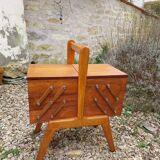 Compass feet sewing box