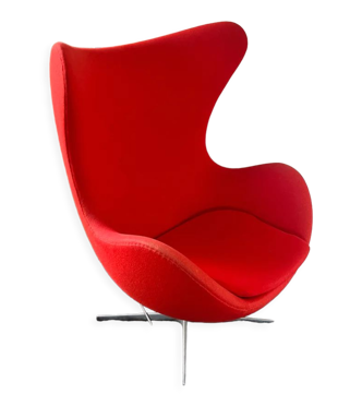 Fauteuil Egg Chair rouge d'Arne Jacobsen