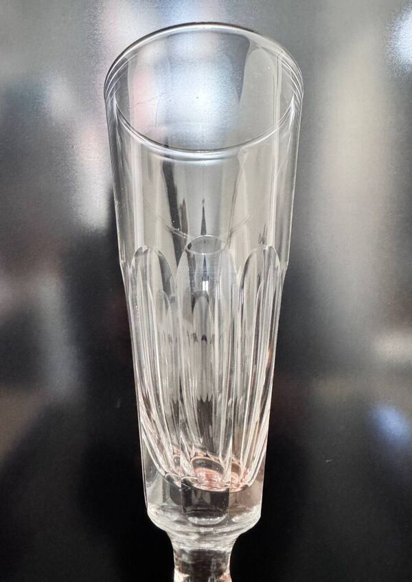 7 flûtes à champagne en cristal Baccarat