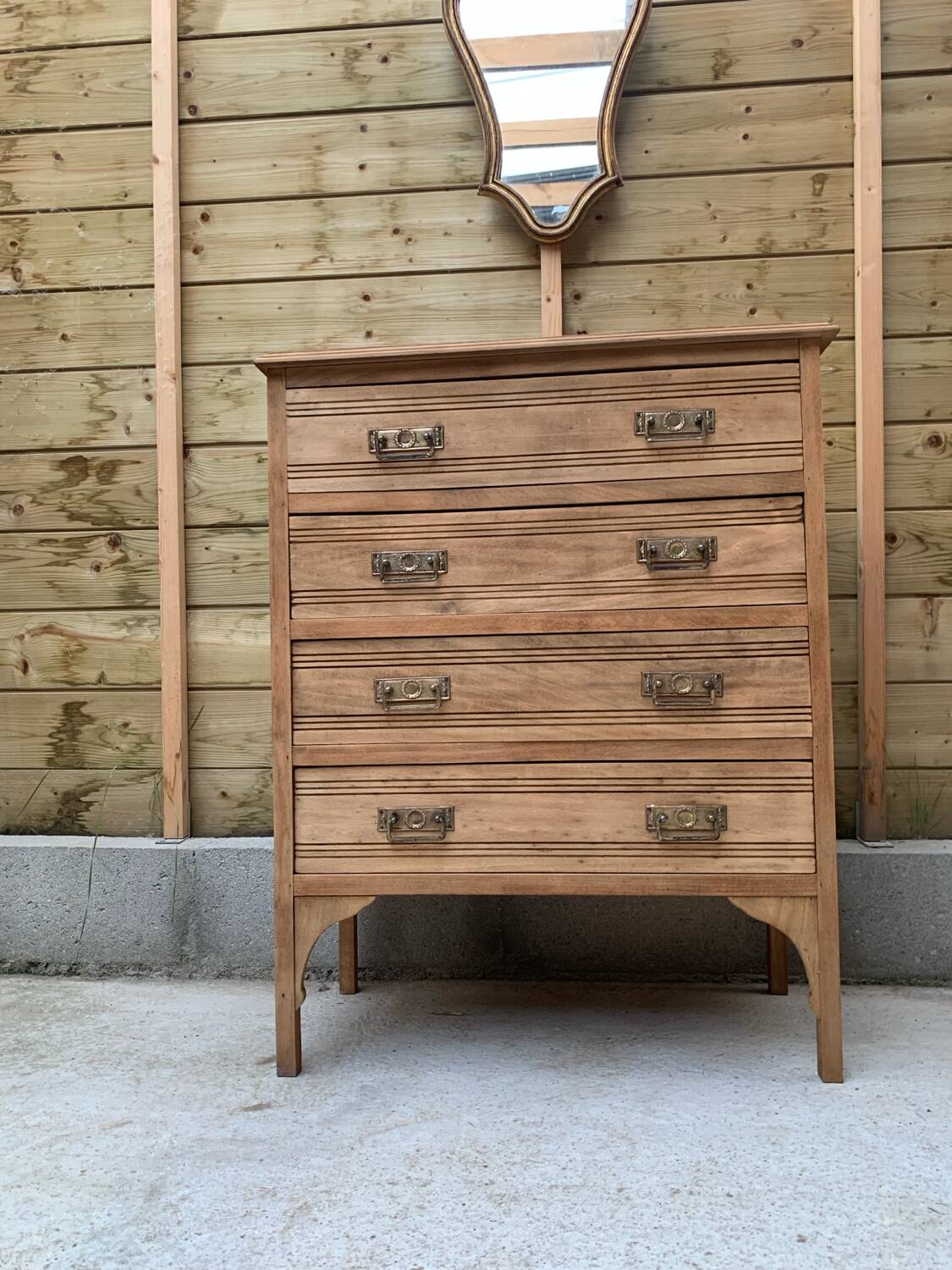 Art Deco chest of drawers