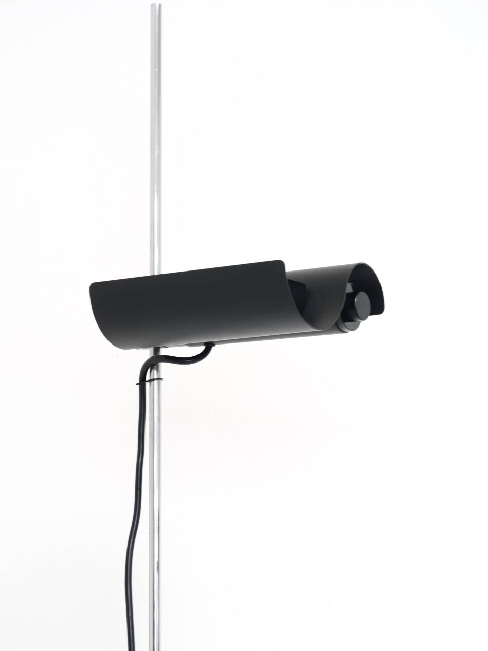 Oluce floor lamp model DIM 333 by Vico Magistretti | Selency Oluce floor lamp model DIM 333 by Vico Magistretti | Selency