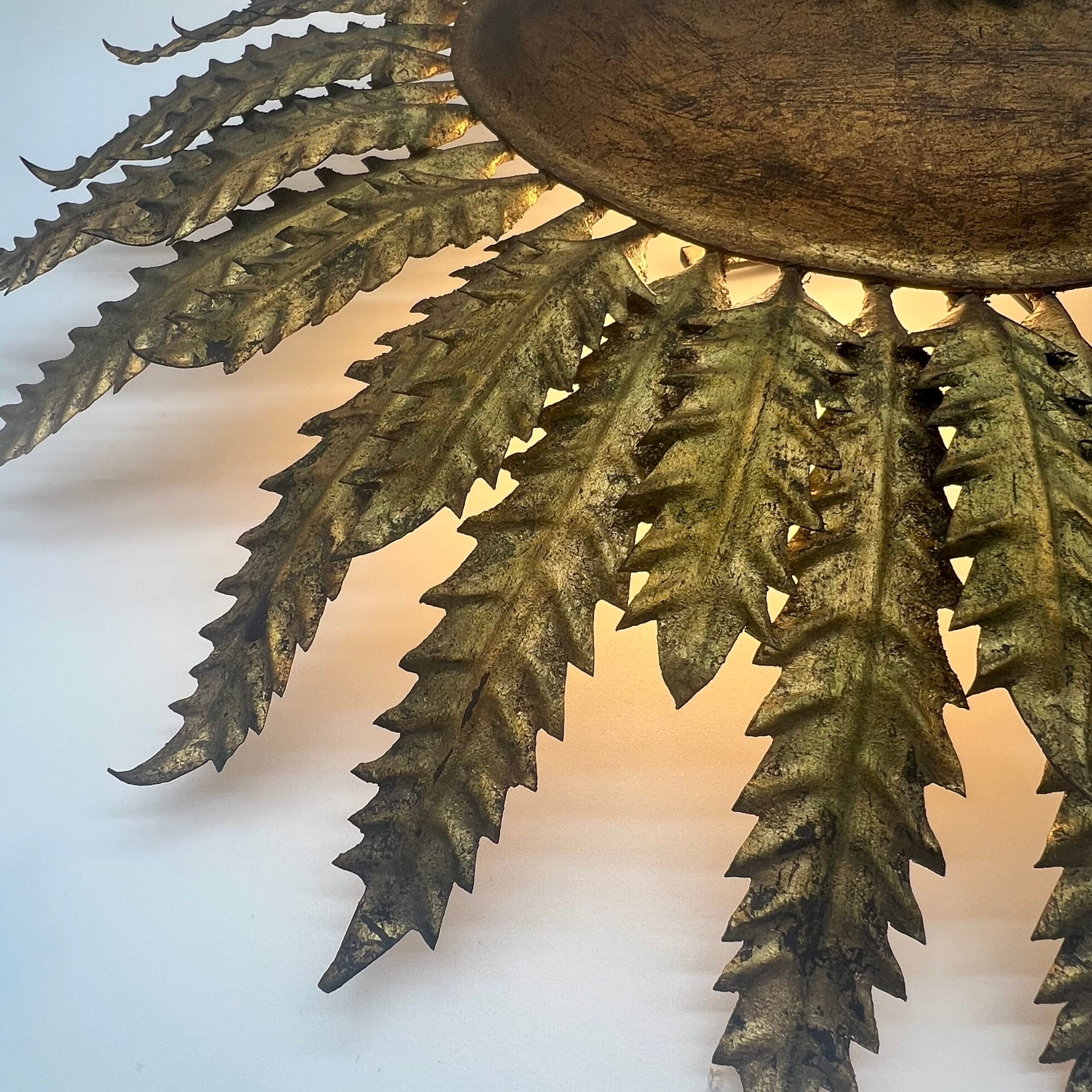 Large wall sconce "Sol" in gilded wrought iron – Spain, 1950s