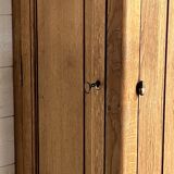 Large oak closet 1920