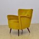 Fauteuil en velours jaune du milieu du siècle, années 1960