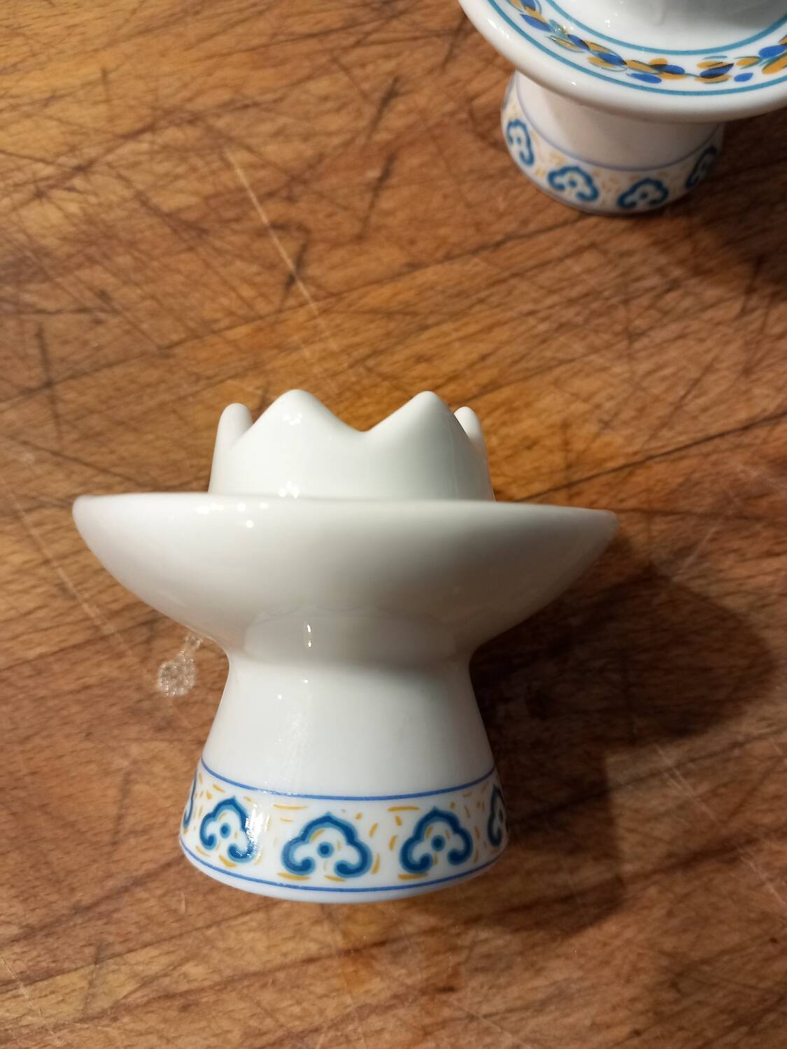 2 ceramic candle holders