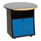 Vintage design (bedside) table by Umberto Asnago for Giorgetti on wheels
