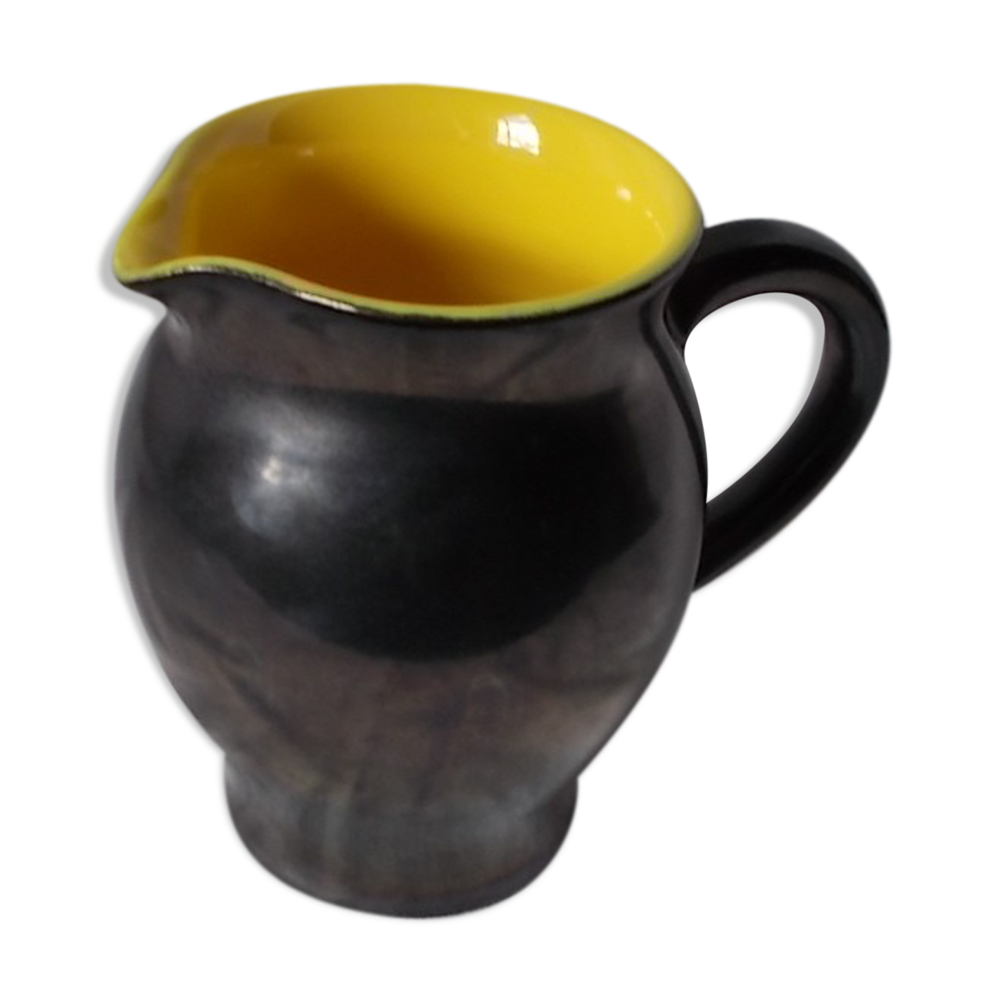 pitcher jug signed Elchinger France.