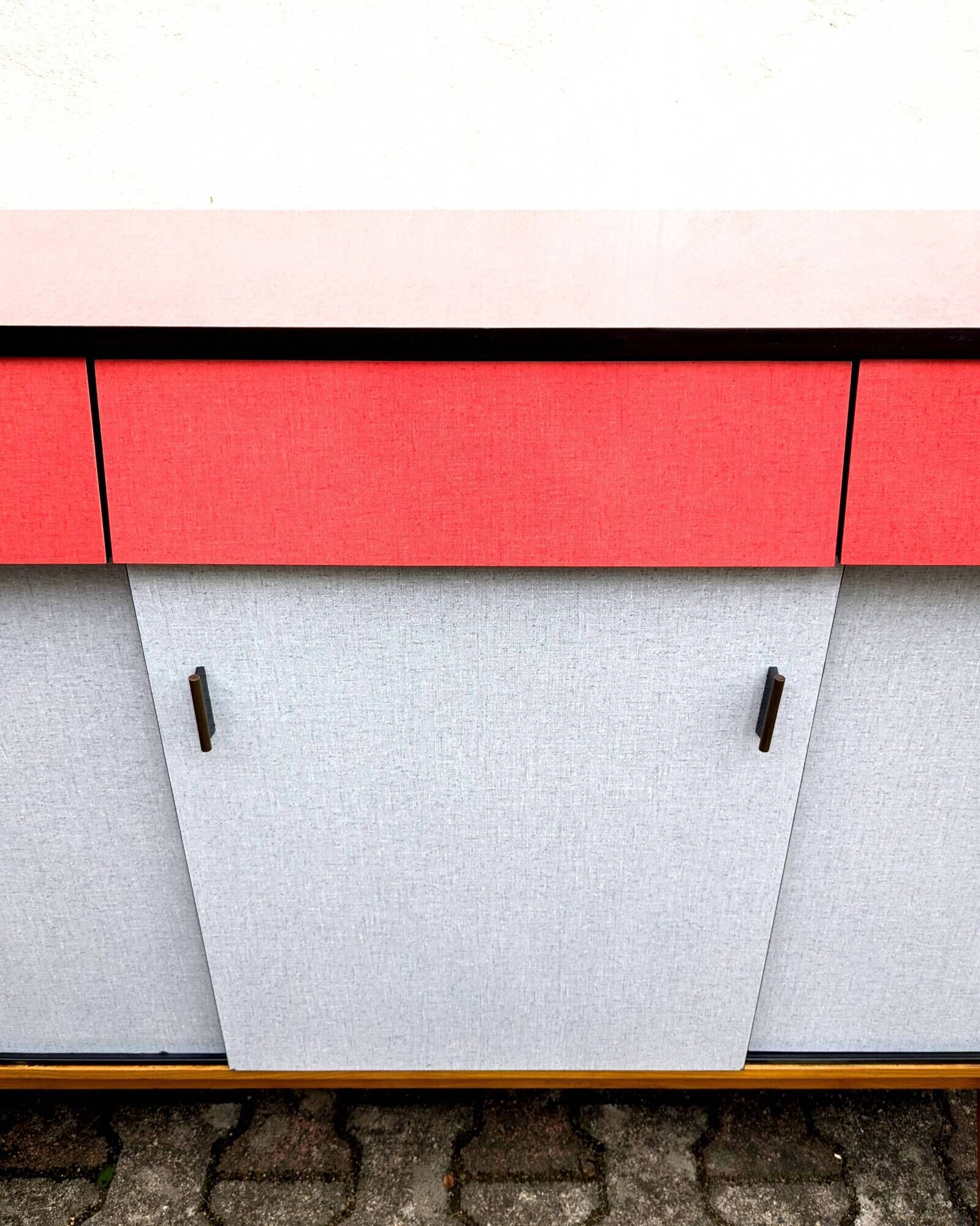 Enfilade bois et Formica