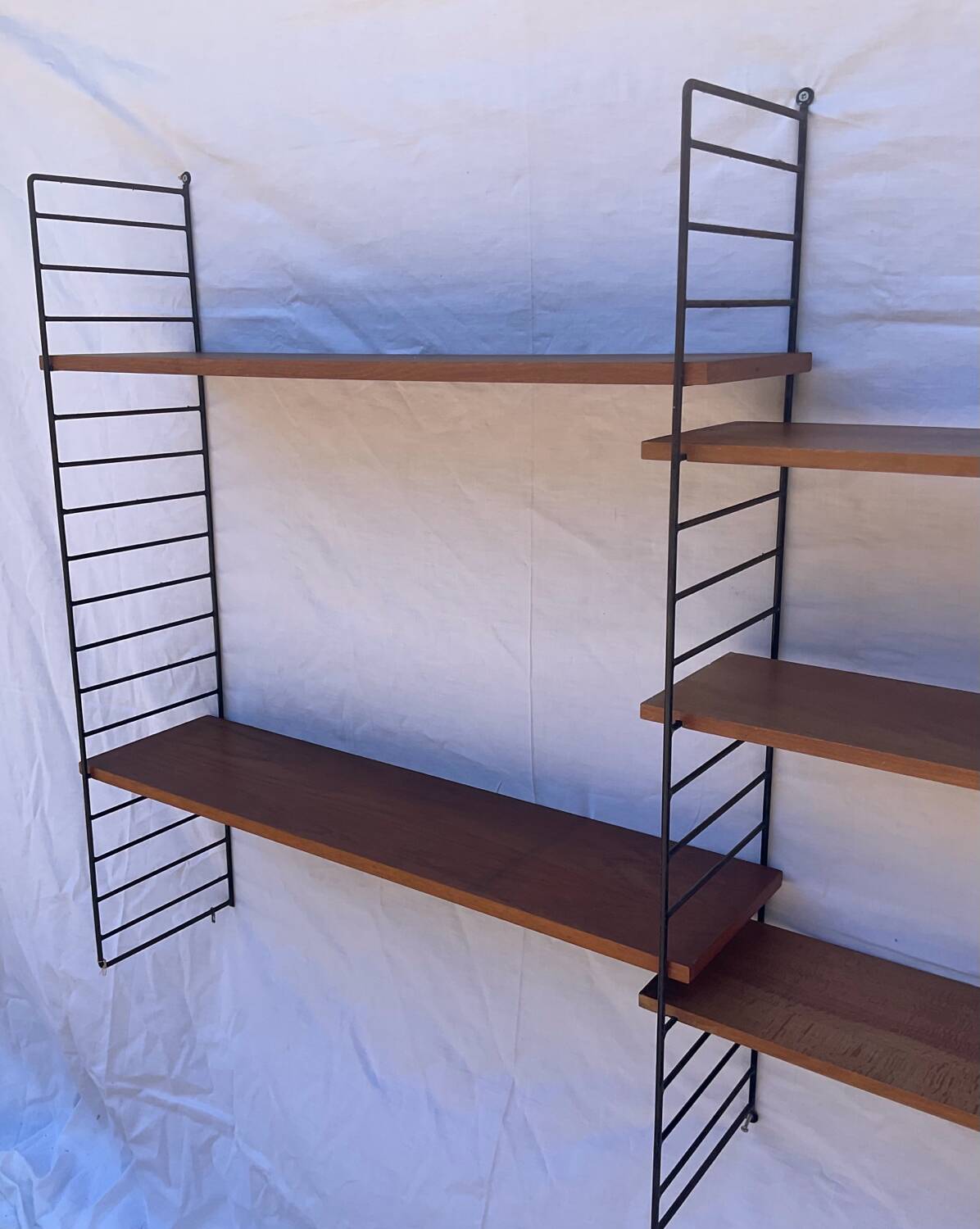 1960s String shelf in teak and metal