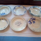Assorted 18 old blue plates