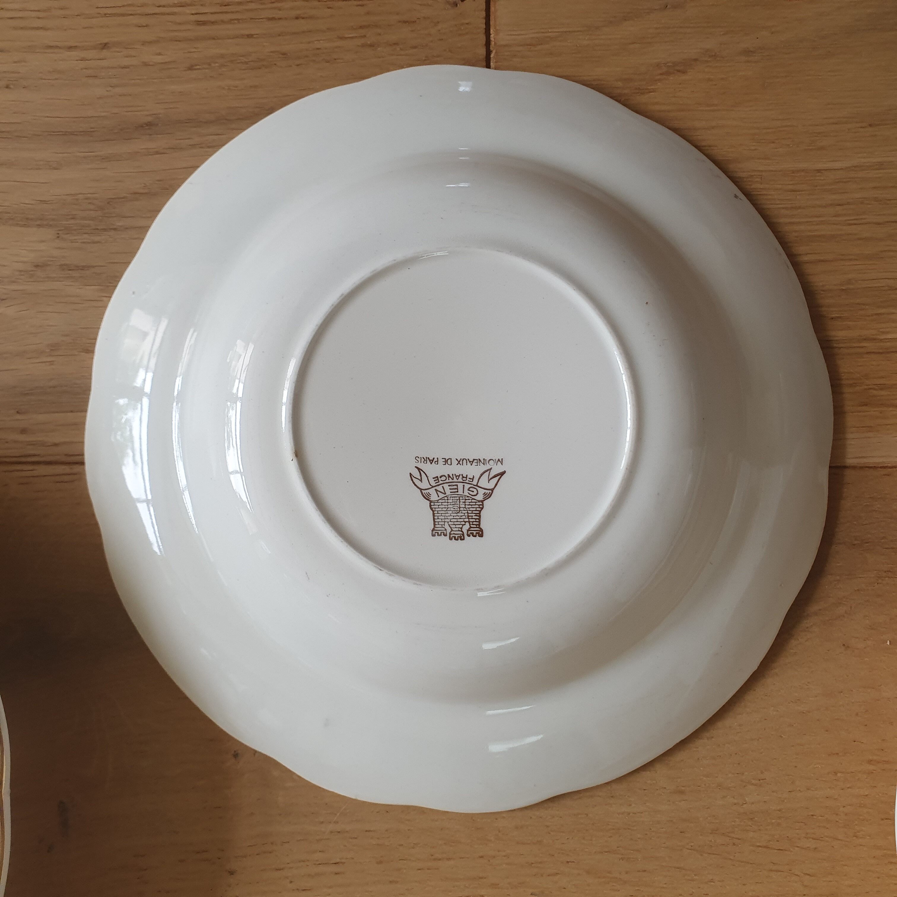 6 deep plates Gien Moineaux from Paris