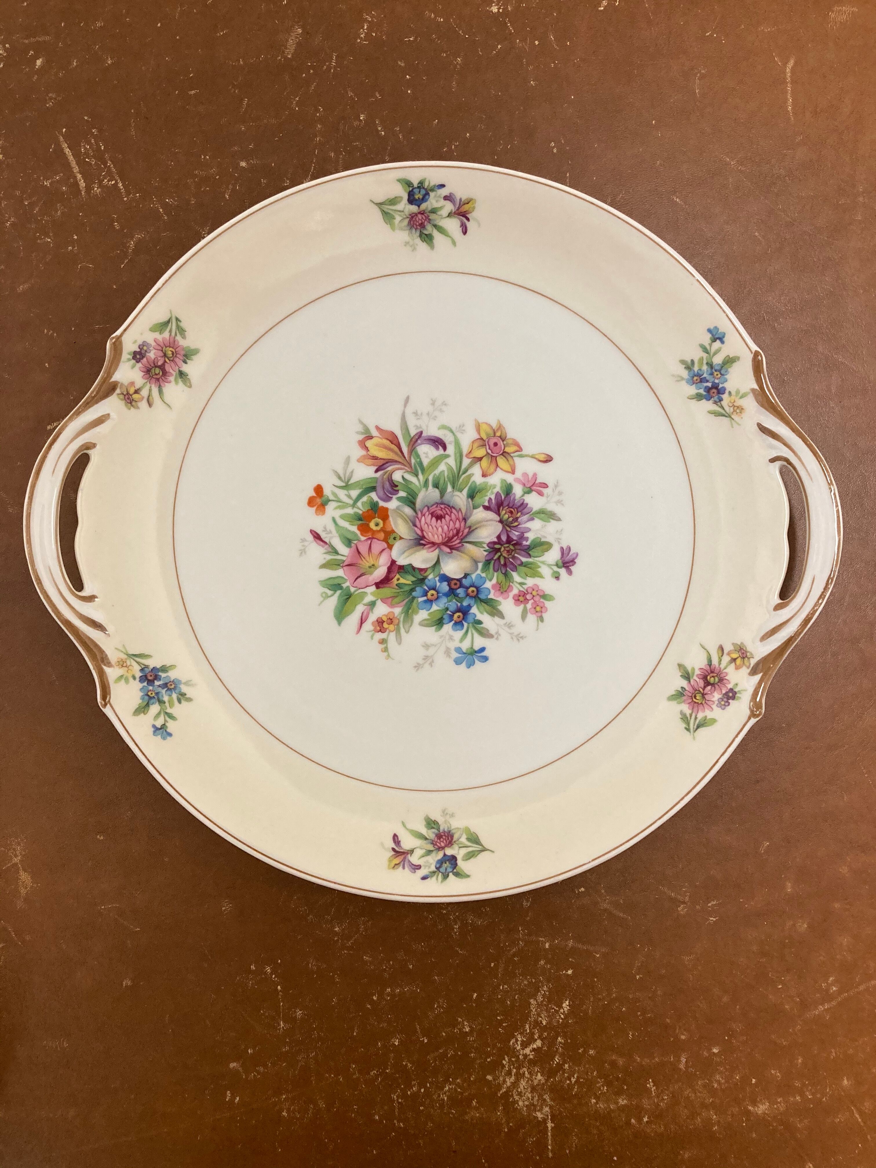 Dessert service 12 plates and a platter of Limoges