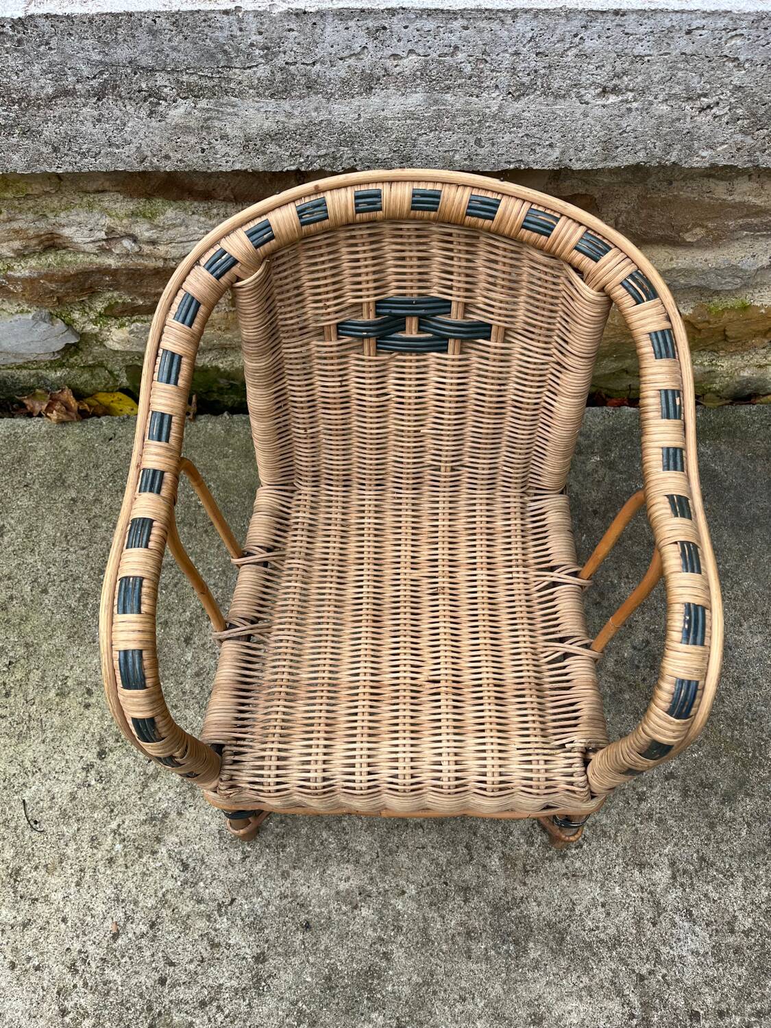 Fauteuil en rotin enfant vintage