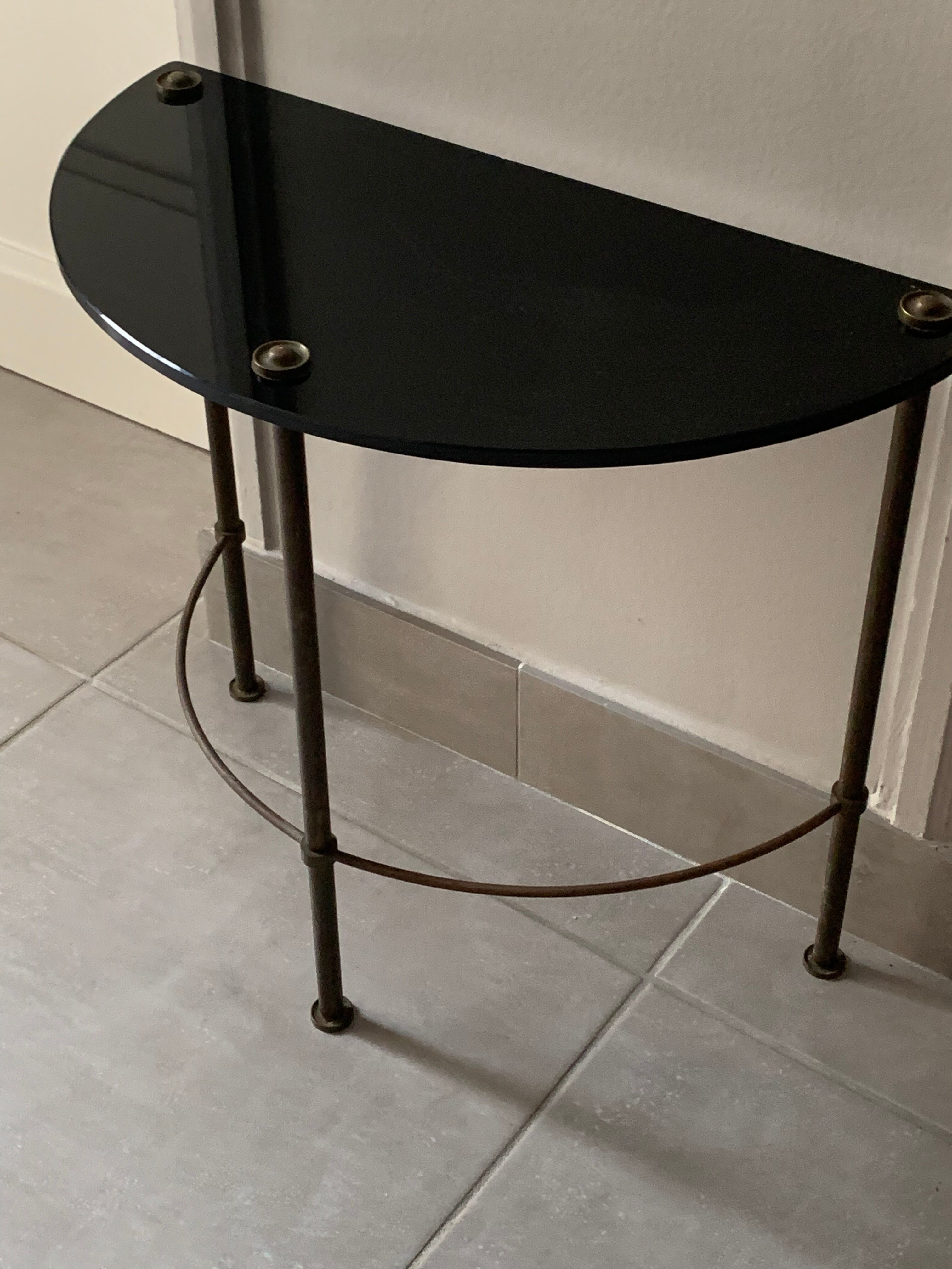 Half-moon console in glass and brass