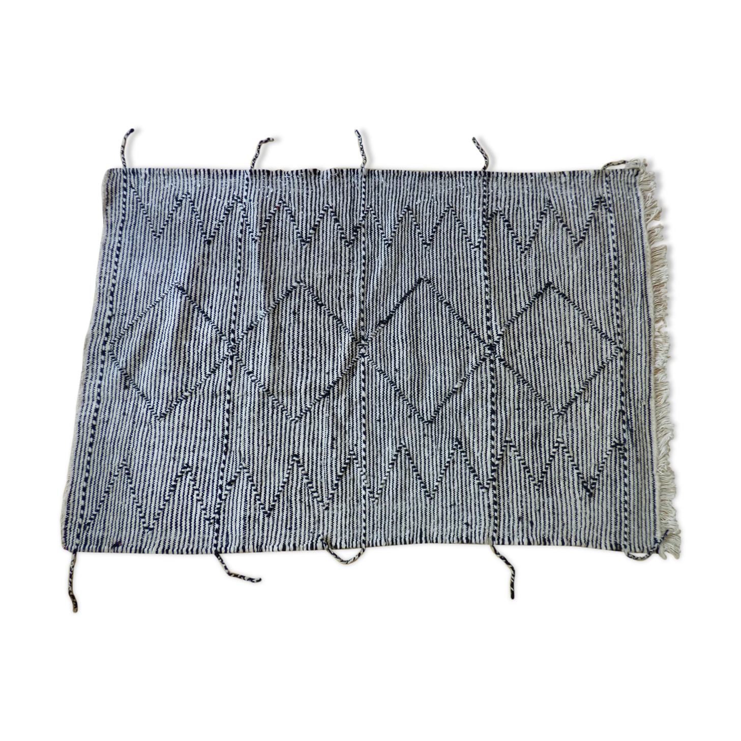 Zanafi Berber carpet in black and white wool