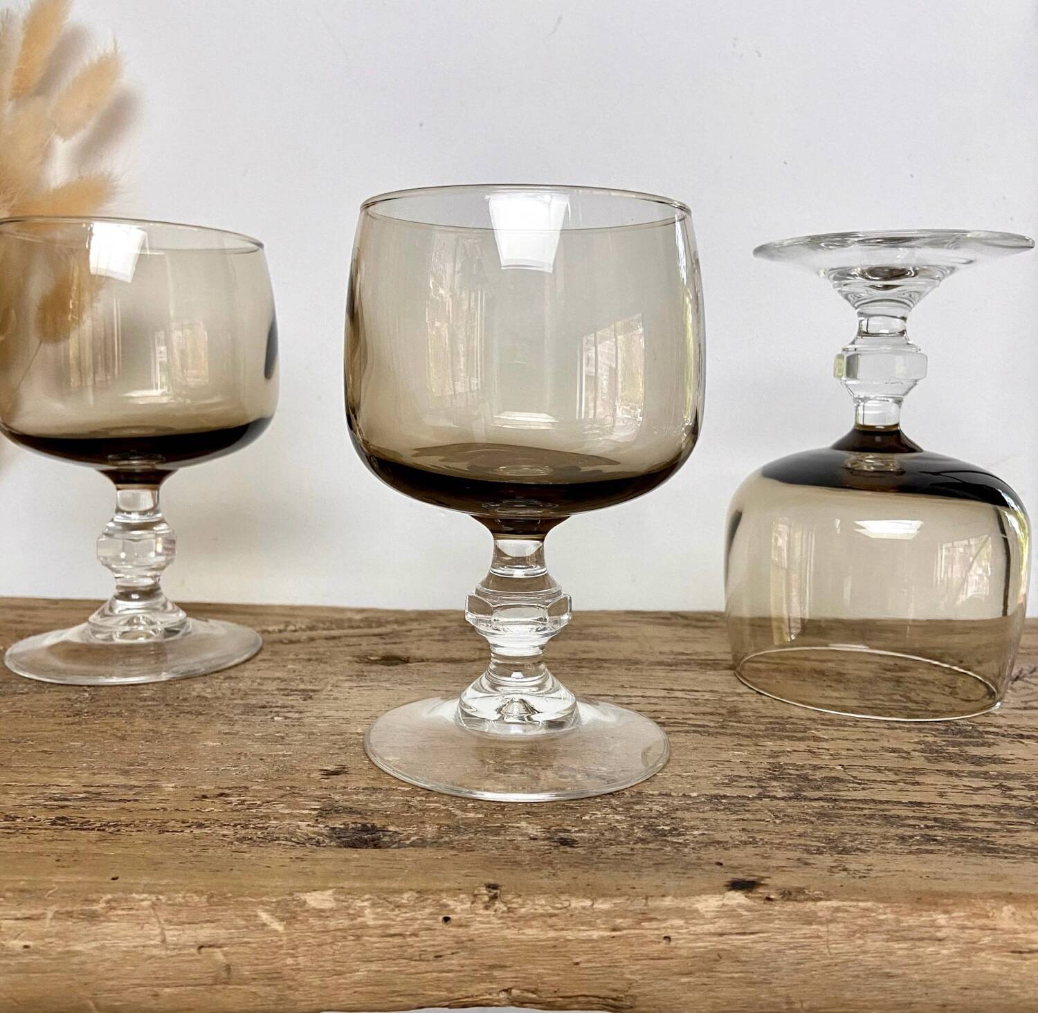 6 large smoked glasses