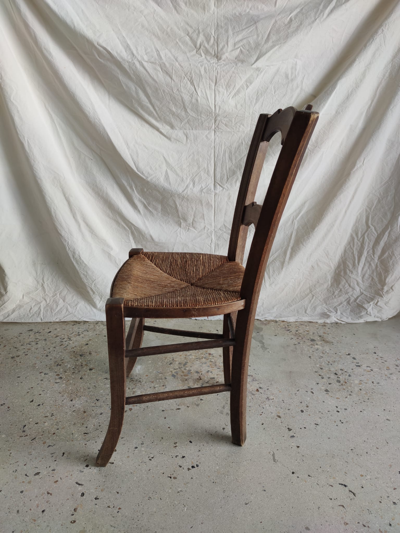 Mulched wooden chair