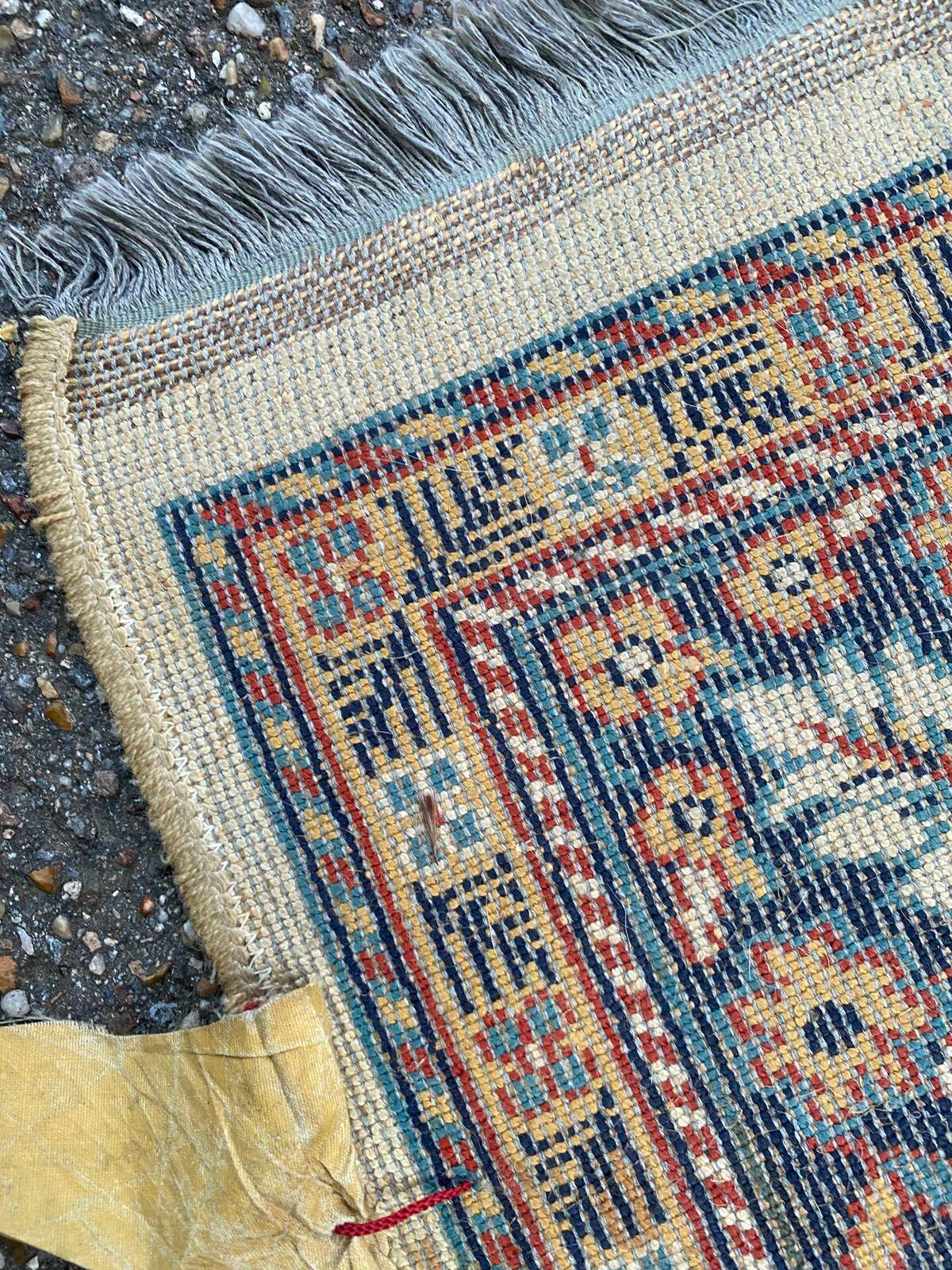 Authentic Persian Lahore rug in burgundy wool 135x200cm