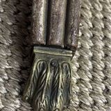 Empire style round table "lion's paws"