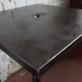 Metal table