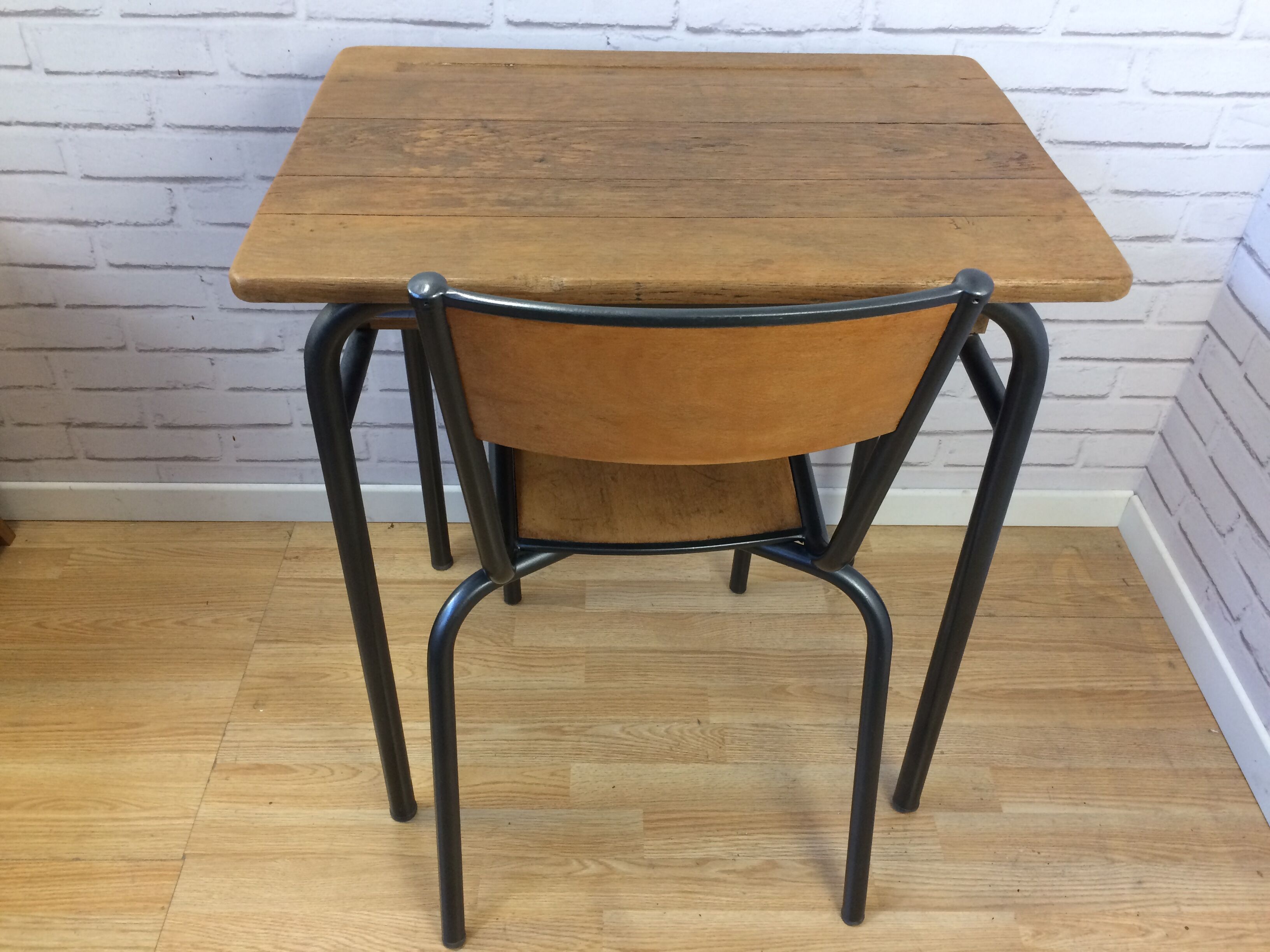 Schoolboy desk and his chair