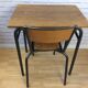 Bureau d'écolier et sa chaise