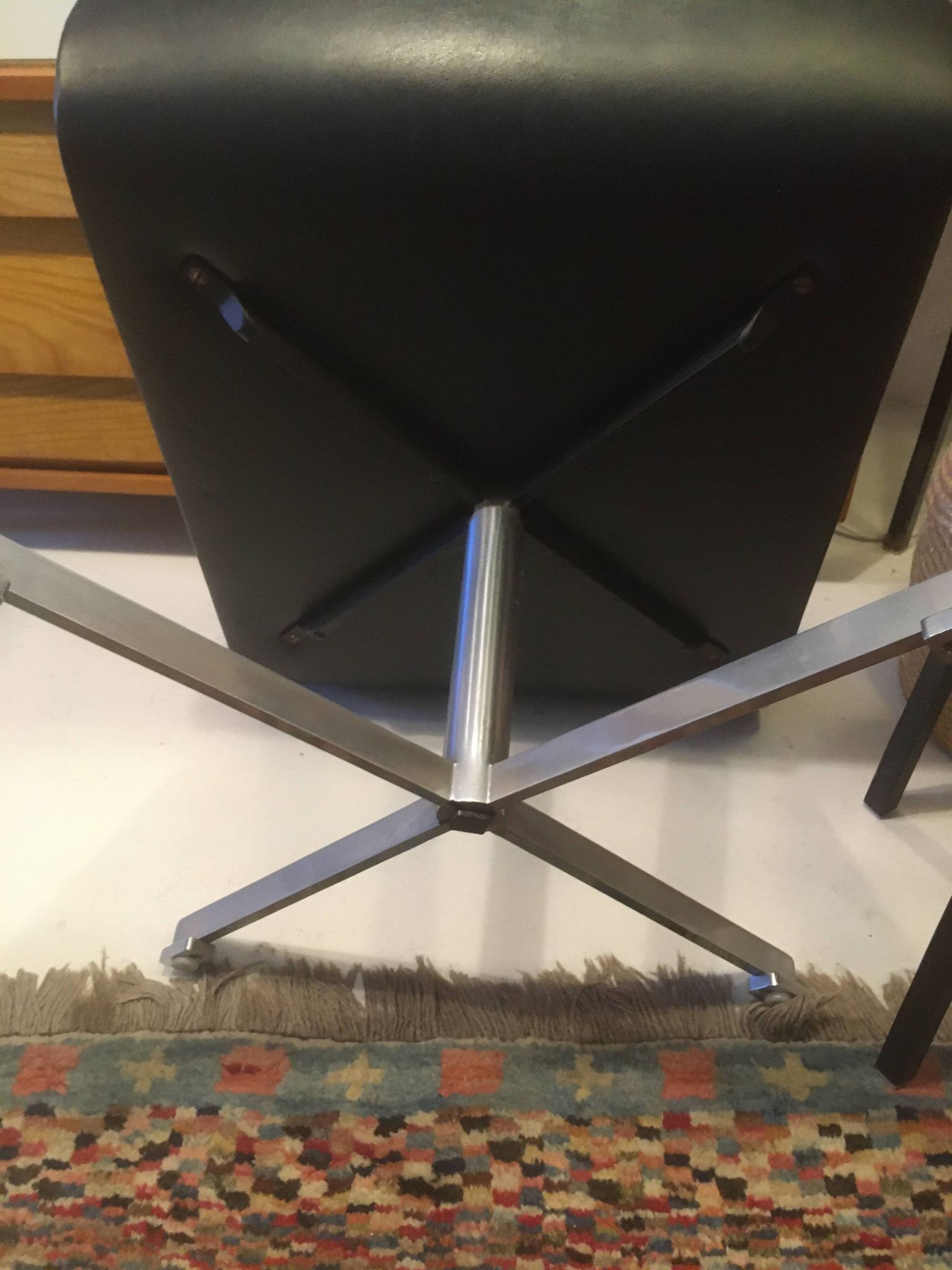 Tabouret en cuir, Danemark, années 1960
