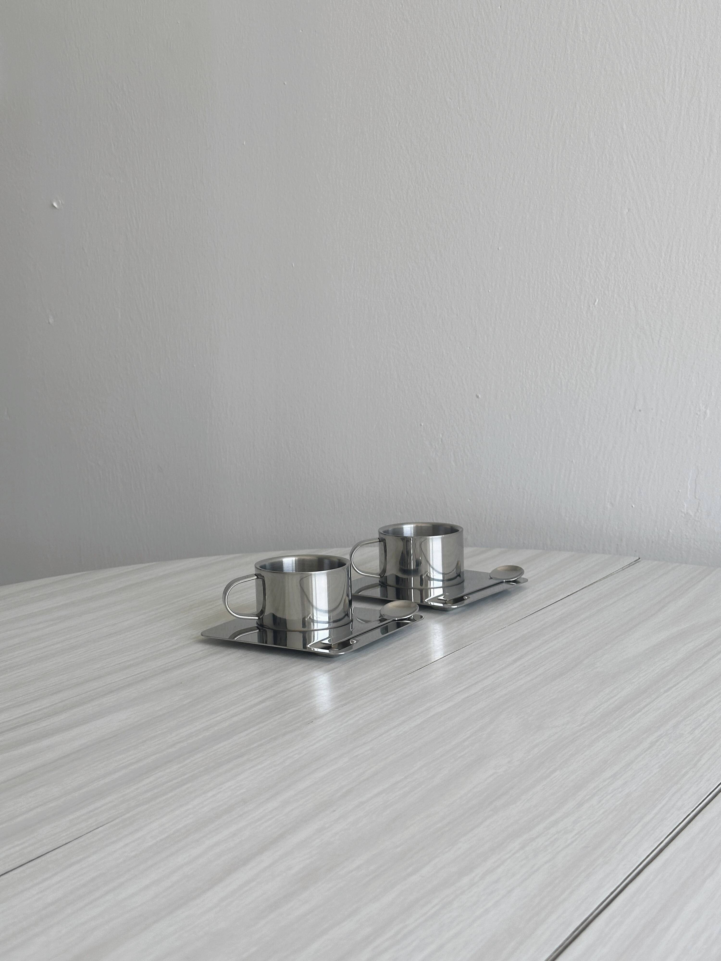 Set of 2 coffee cups