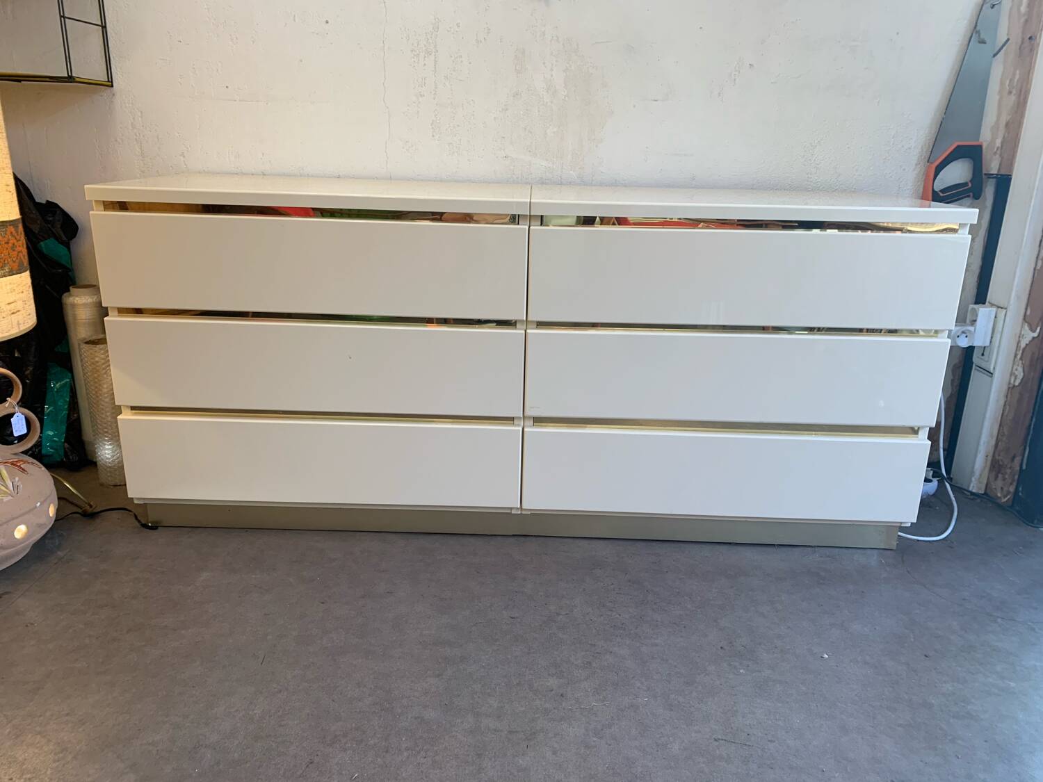 Commode double en laque beige années 80’ Eric Maville