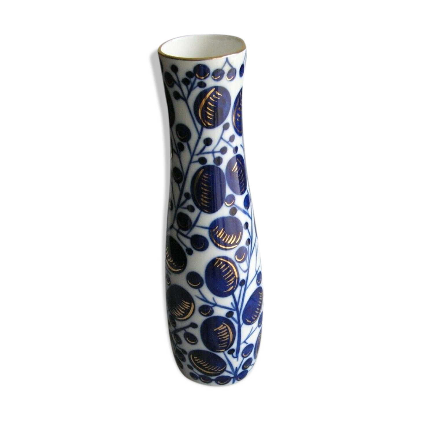 Lomonosov Russian porcelain vase probably dating around 1950