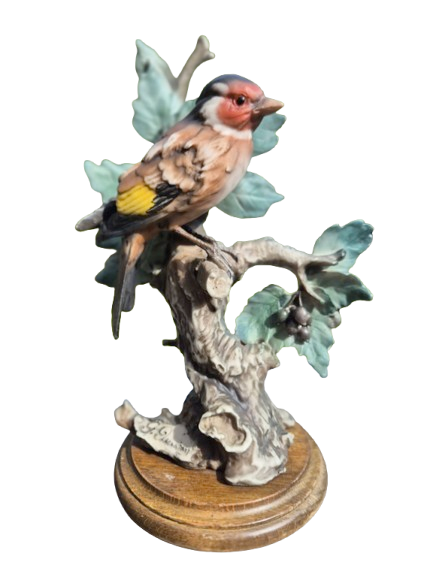 Superb porcelain bird figurine by Giuseppe Armani (Florence, Italy)