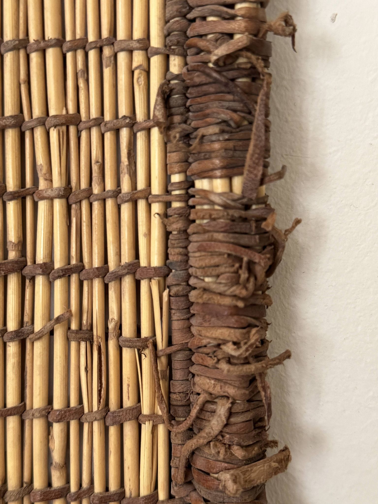 Rug - Mauritanian mat made of plant fibres and leather.