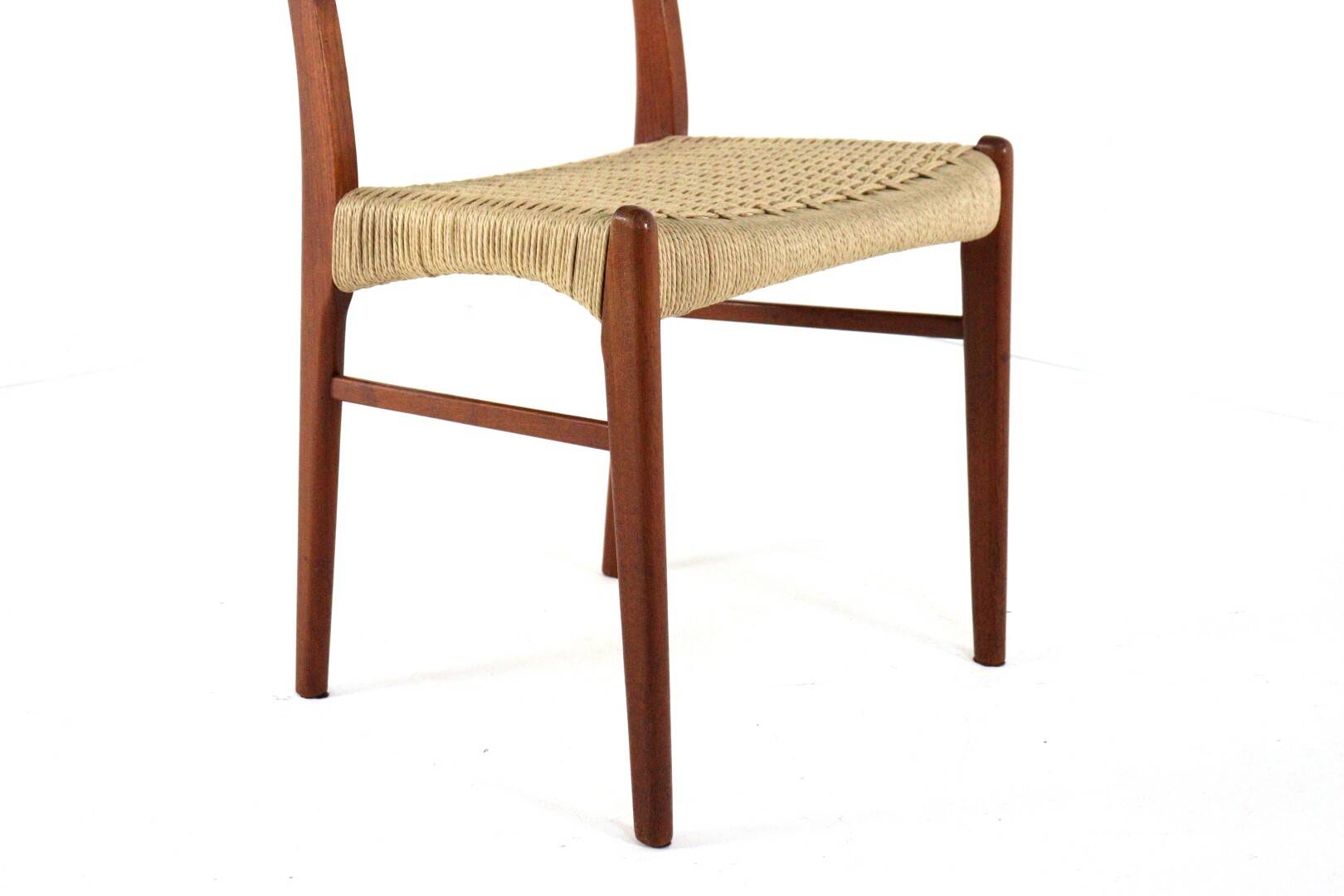 Set of 4 Arne Wahl Iversen for Glygnore papercord chairs