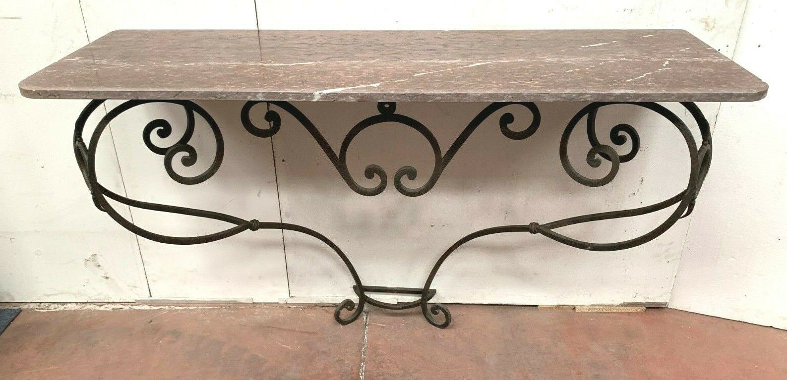 Console en fer forgé et marbre rouge