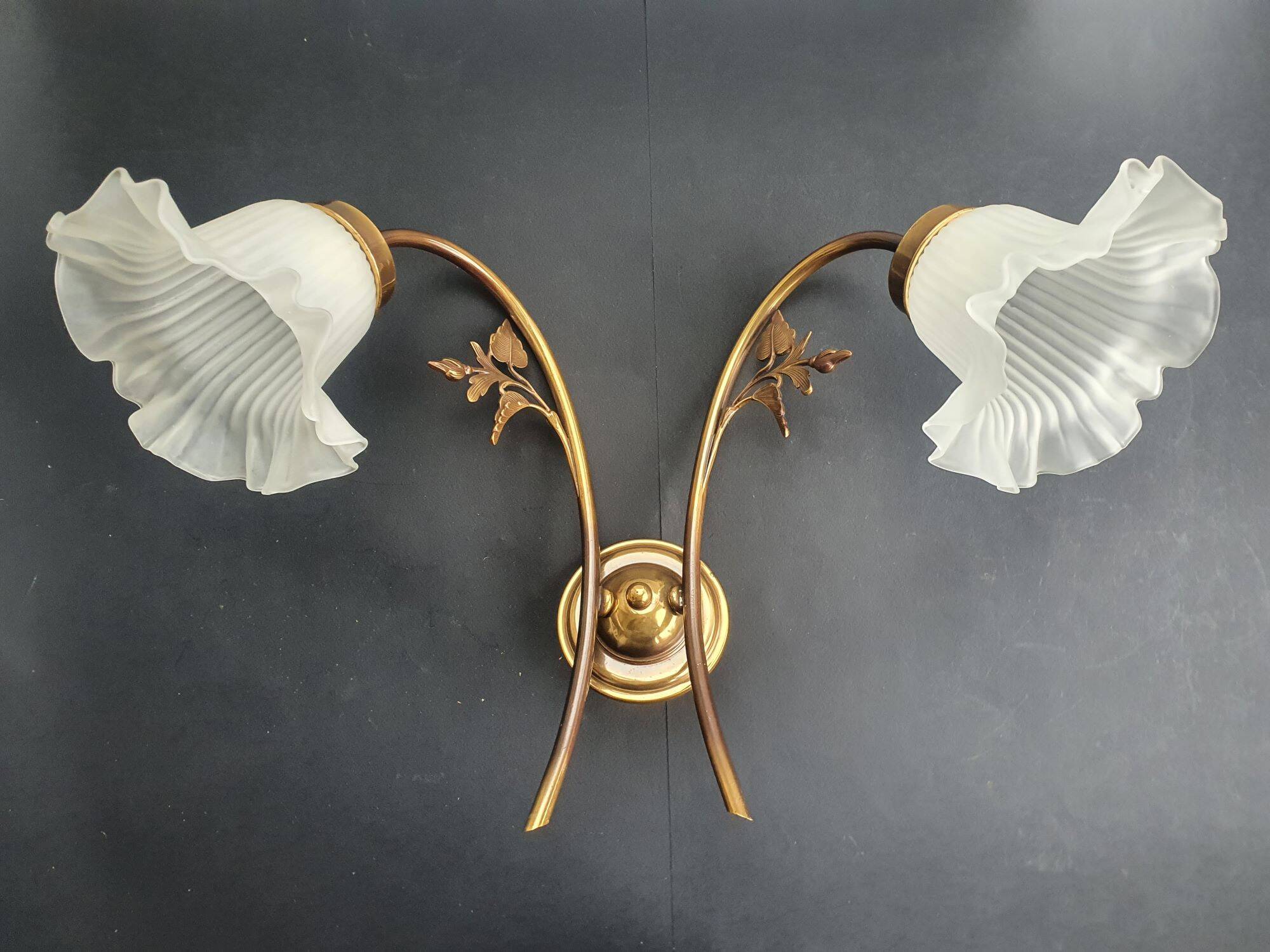 Paire d'appliques murales grandes doubles Art-Déco tulipes vintage France