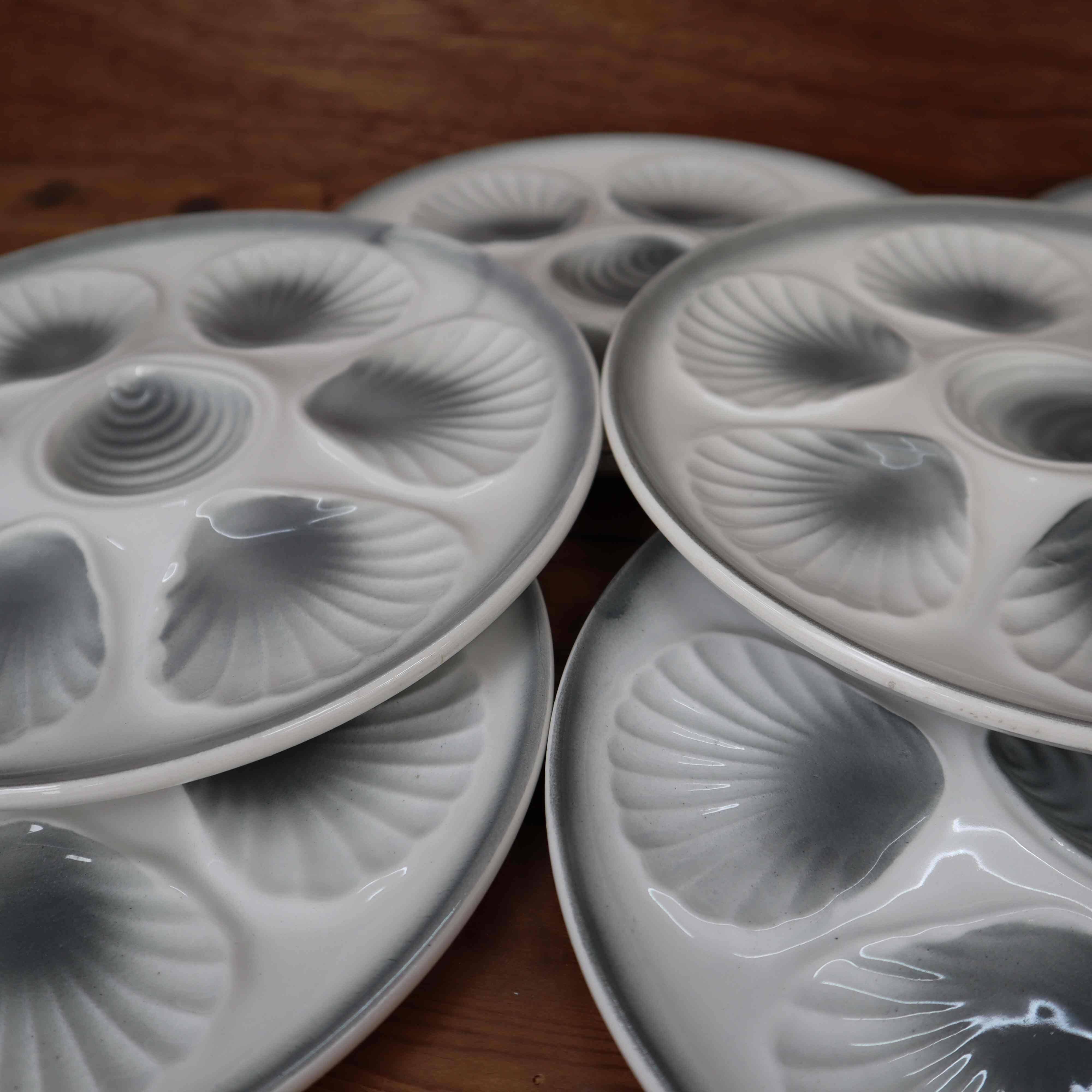 8 oyster plates Moulin des Loups Orchies