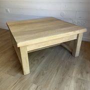 Grande table basse ancienne en chêne massif aérogommé - Style rustique chic