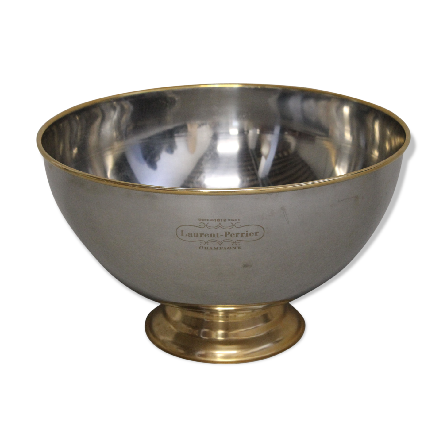 Vasque for champagne
