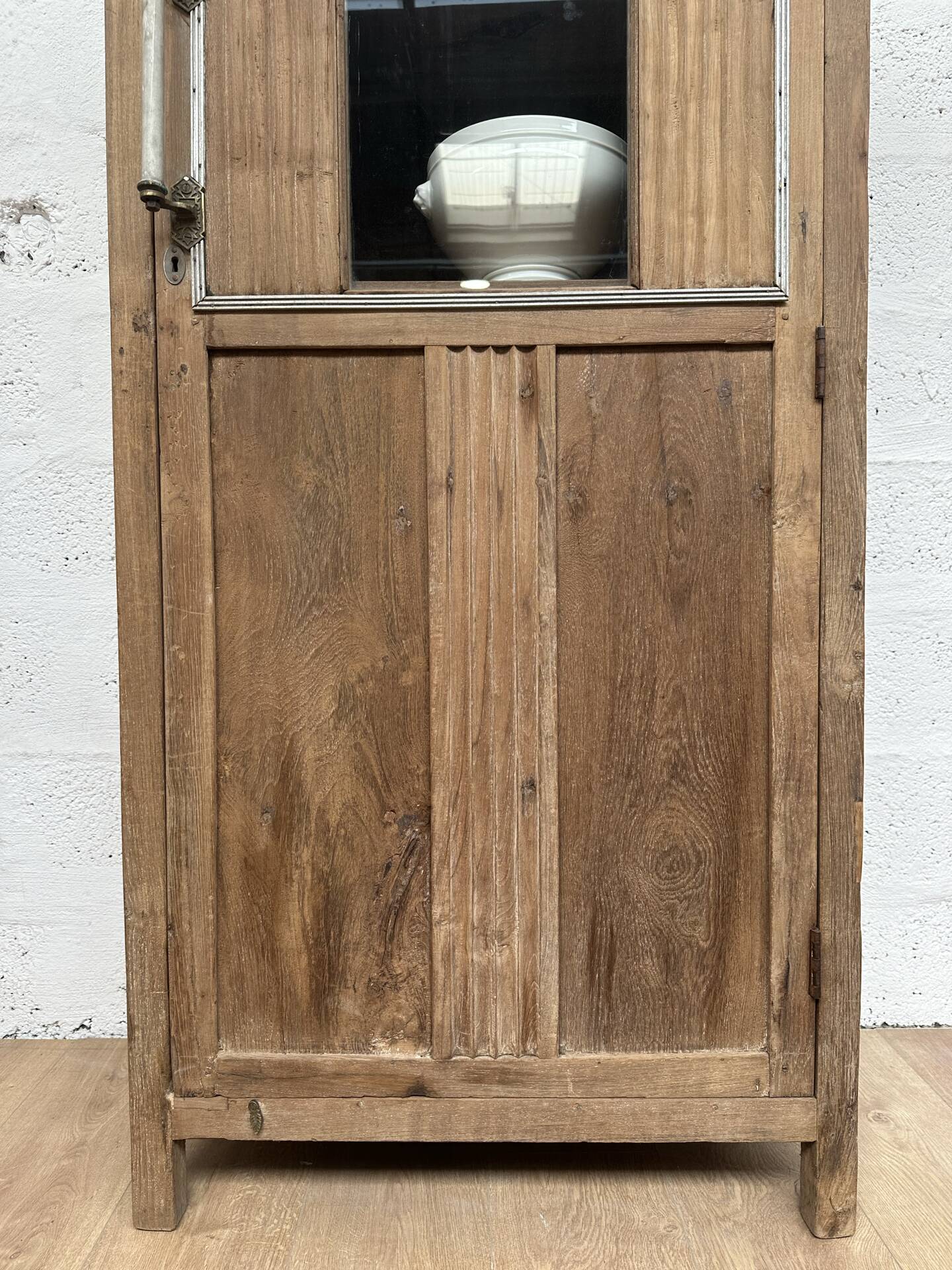 Ancienne armoire vitrée