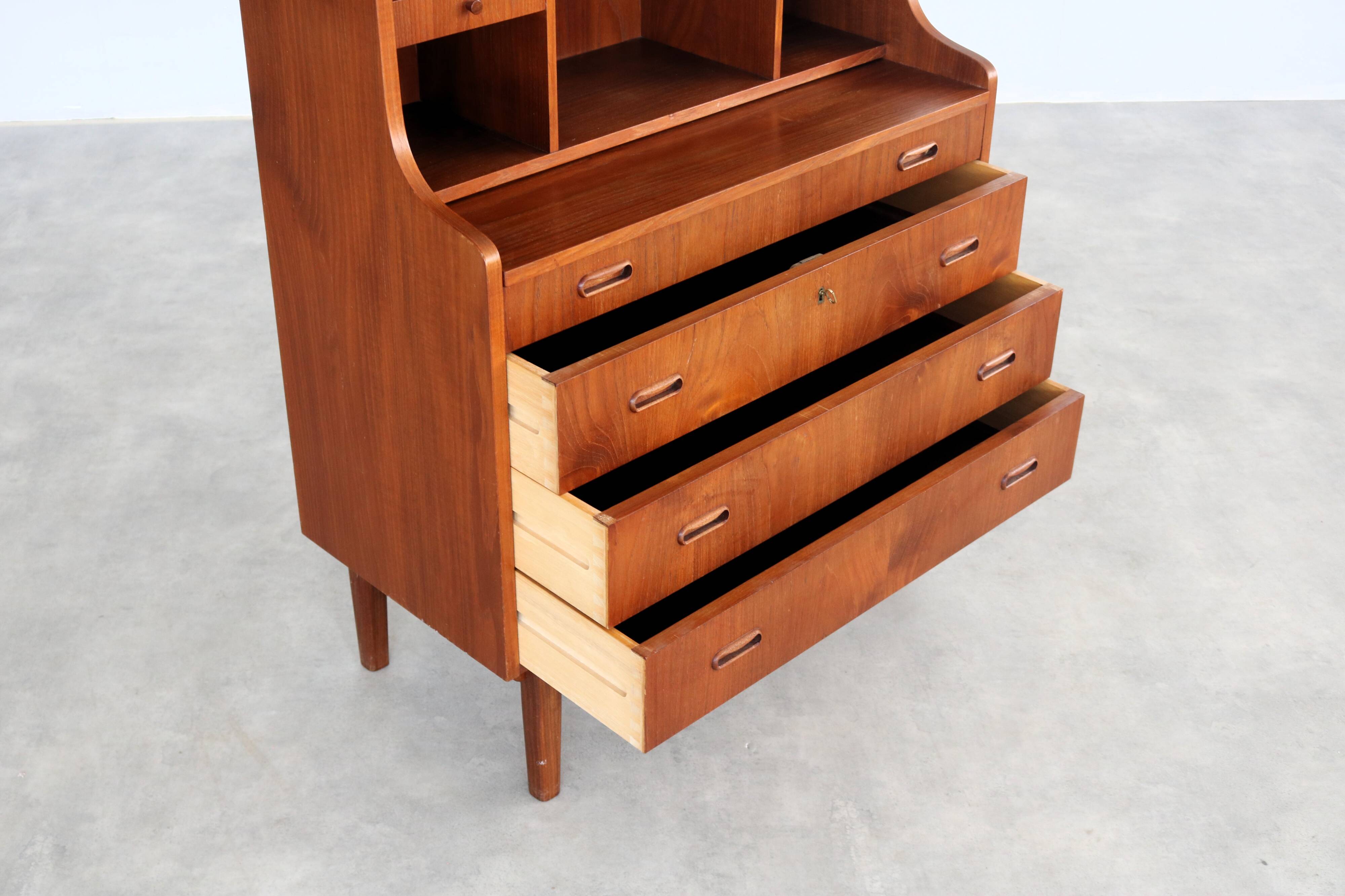 vintage secretary | dressing table | 1960s | Danish