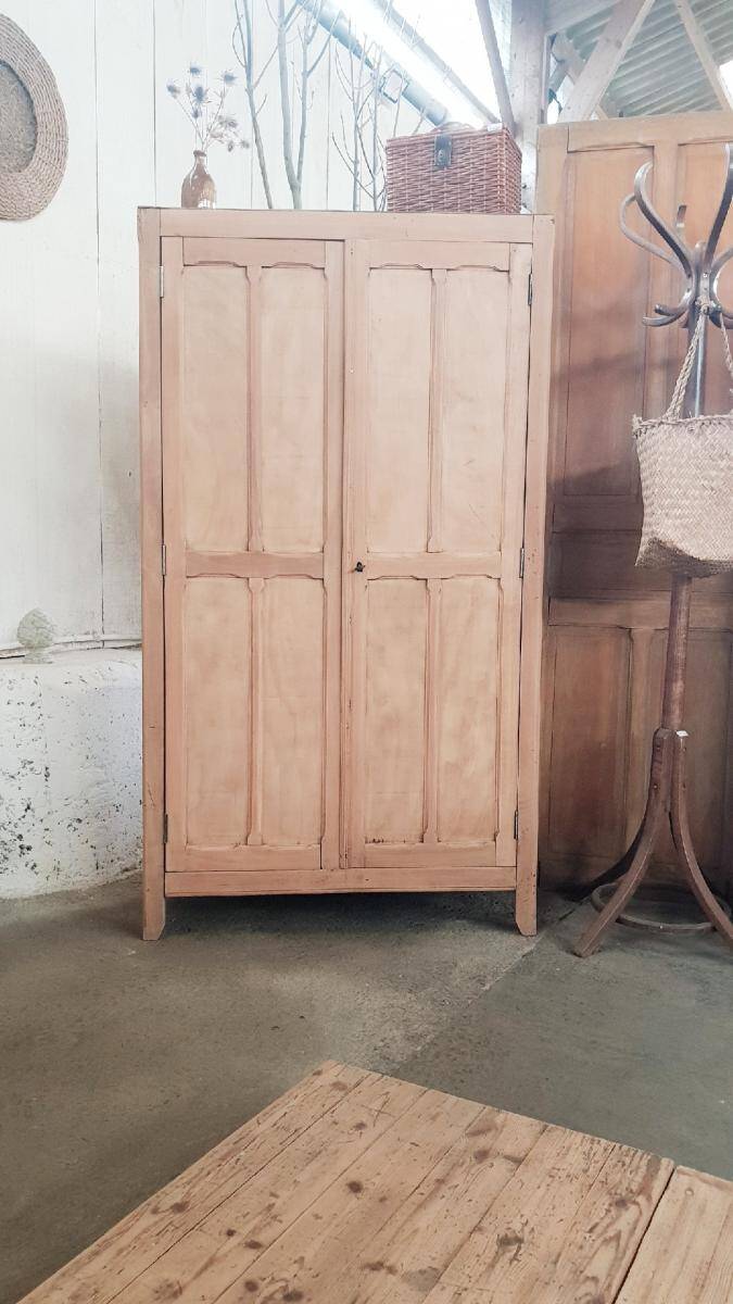 Vintage Parisian wardrobe