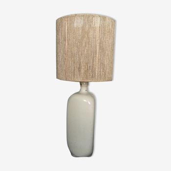 Lampe à poser en grès et fil de jute