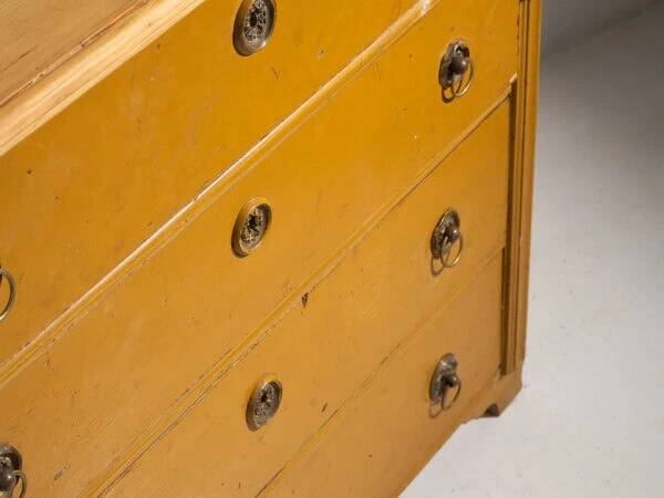 Large antique four-drawer chest (circa 1920)