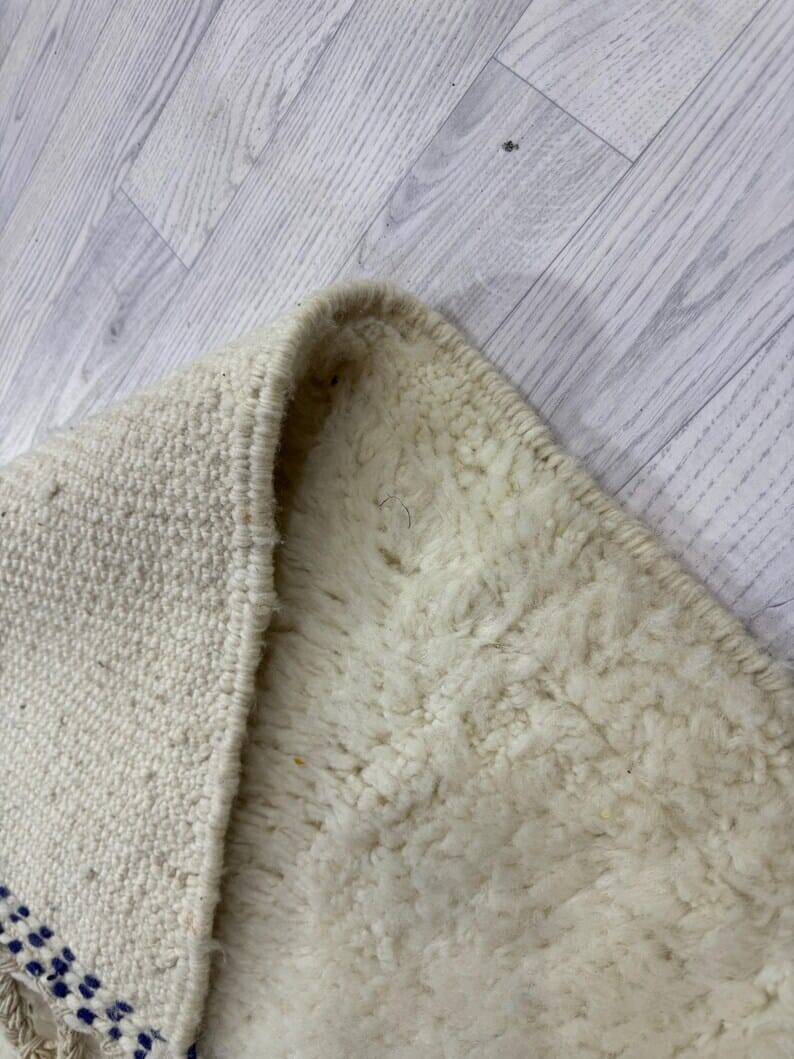 Beni Ouraine wool rug, size 150 x 250 cm