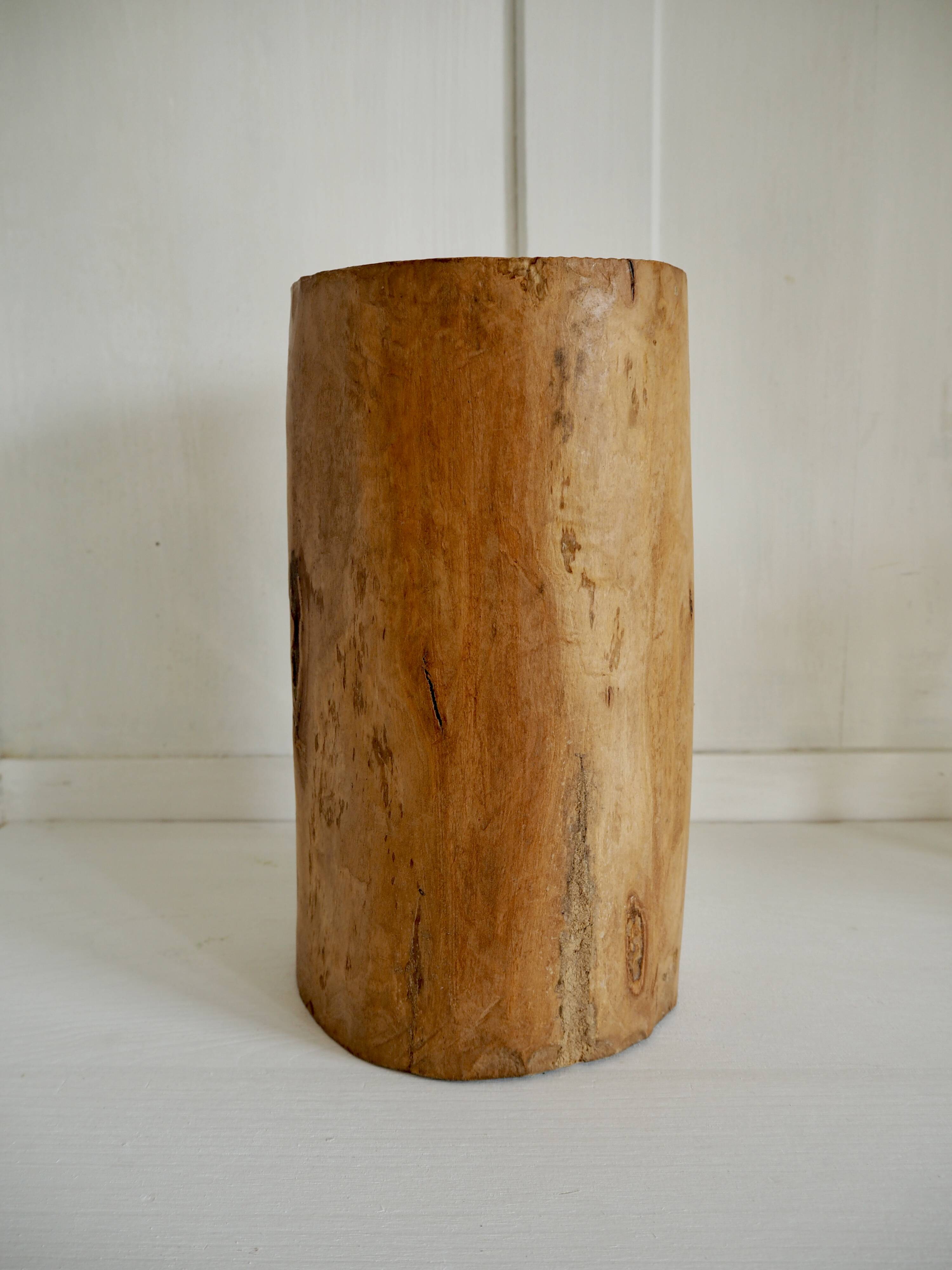 Vase XL en bois brutaliste